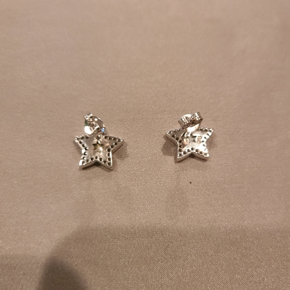 Cubic zirconia mother of pearl star shape sterling silver earrings - Picture 5 of 6